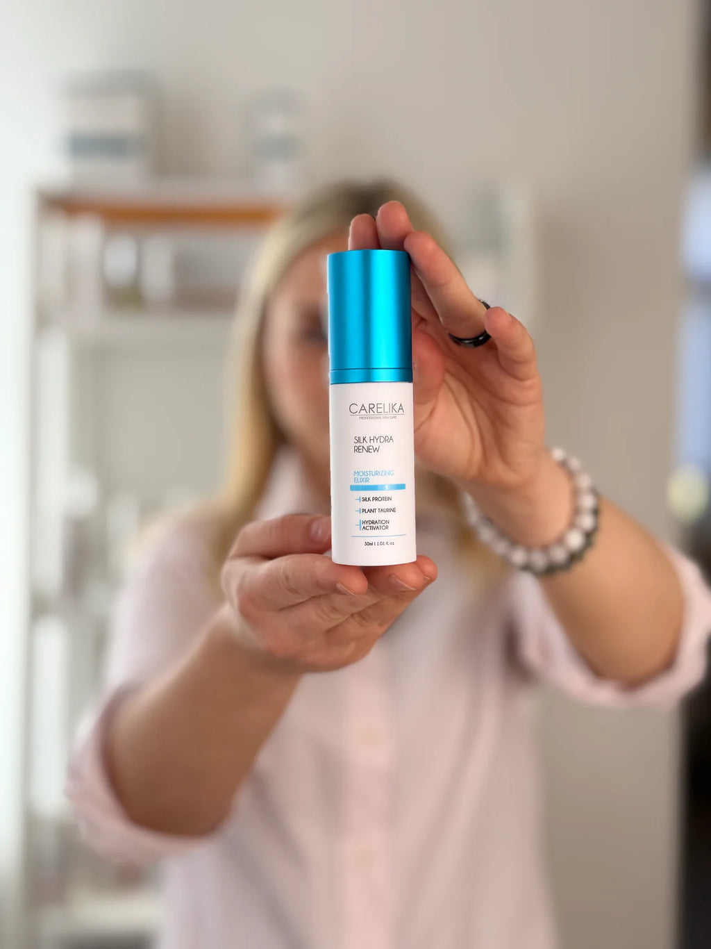 CARELIKA Silk Hydra Renew Moisturizing Elixir